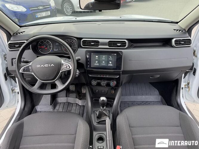 Dacia Duster 36 interauto-car