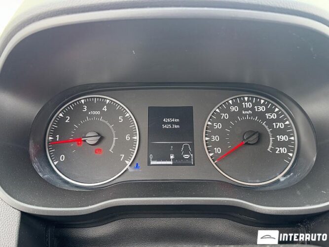 Dacia Duster 38 interauto-car