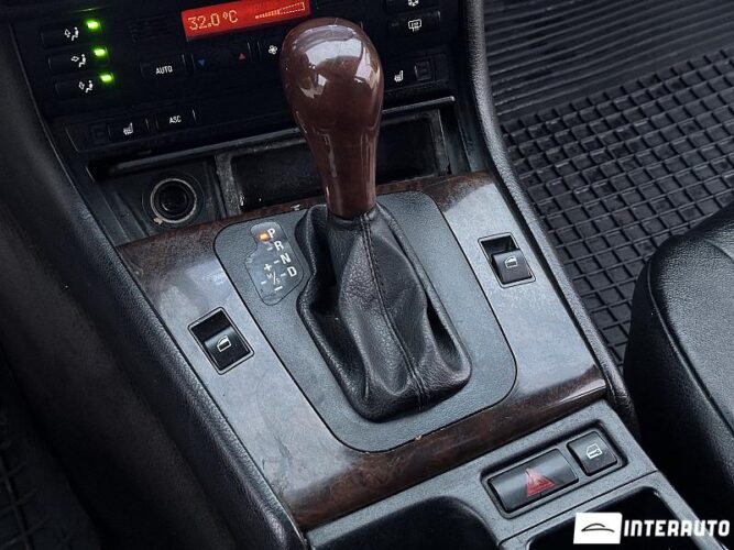 BMW 320 36 interauto-car