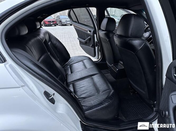 BMW 320 38 interauto-car