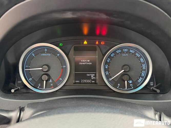 Toyota Auris 39 interauto-car