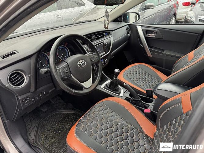 Toyota Auris 36 interauto-car