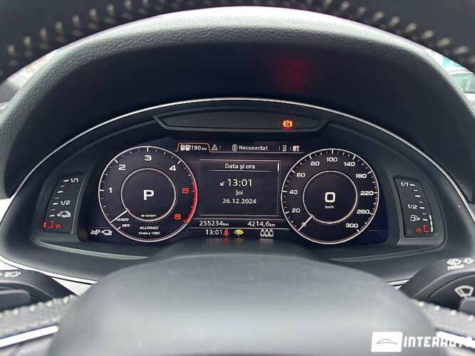 Audi Q7 E-Tron 42 interauto-car