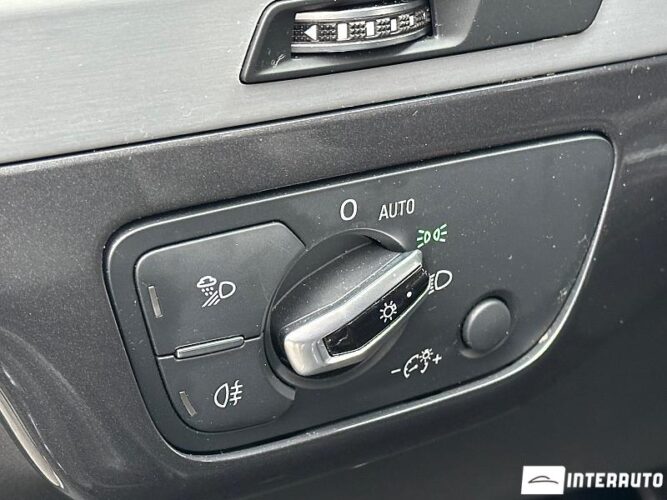 Audi Q7 E-Tron 46 interauto-car