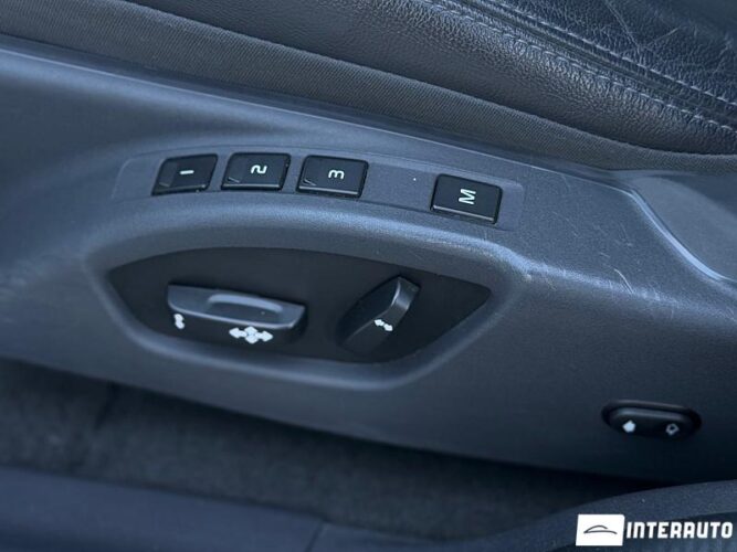 Volvo XC 60 38 interauto-car