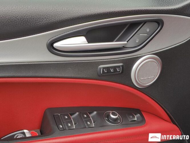 Alfa Romeo Stelvio Ti 52 interauto-car