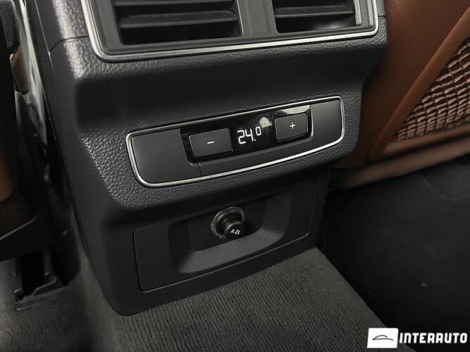 Audi Q5 51 interauto-car