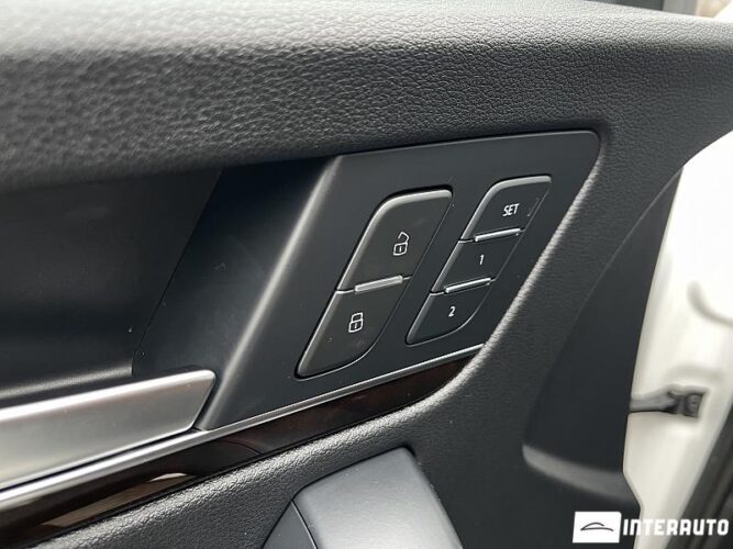 Audi Q5 49 interauto-car