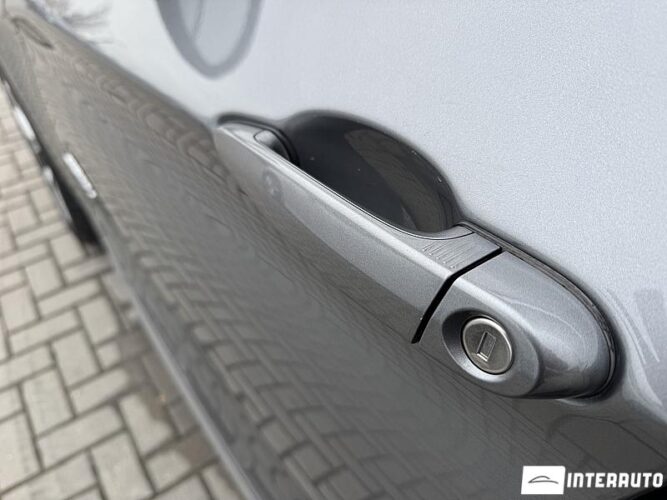 BMW X3 2.0D 38 interauto-car