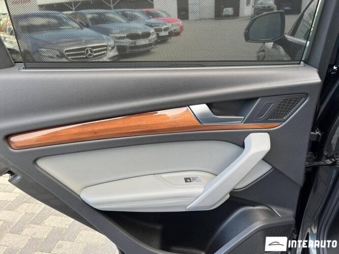 Audi Q5 59 interauto-car