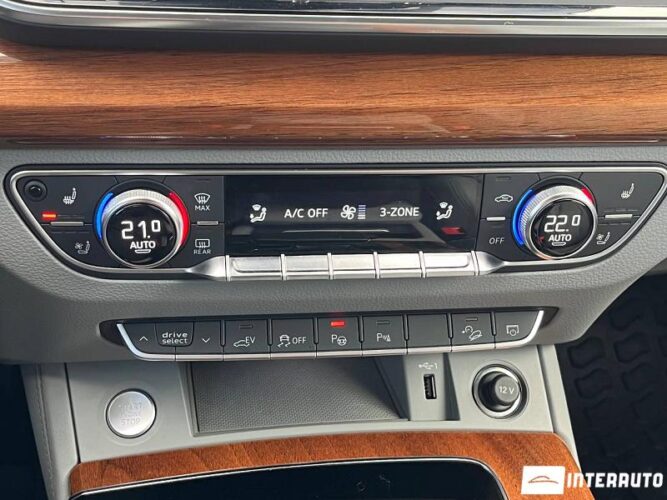 Audi Q5 54 interauto-car