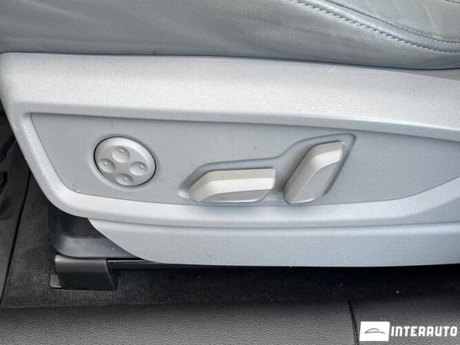 Audi Q5 57 interauto-car