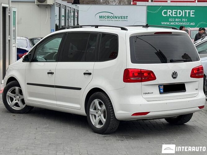 Volkswagen Touran 33 interauto-car