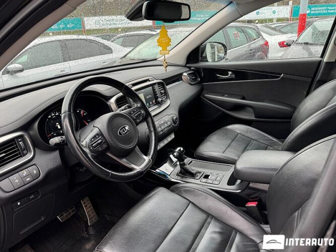 Kia Sorento 41 interauto-car