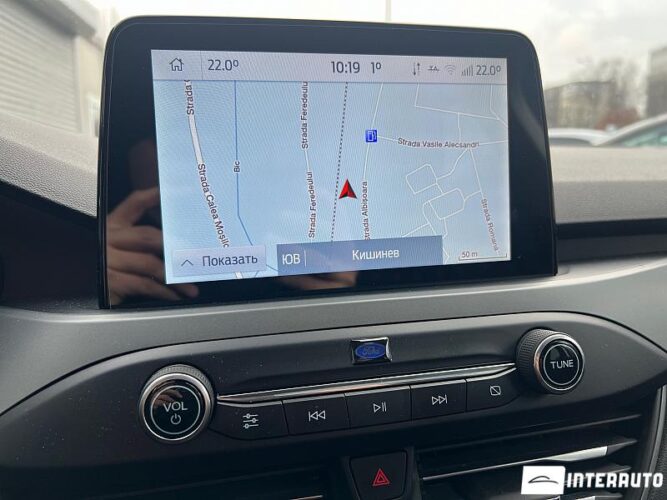 Ford Focus 43 interauto-car