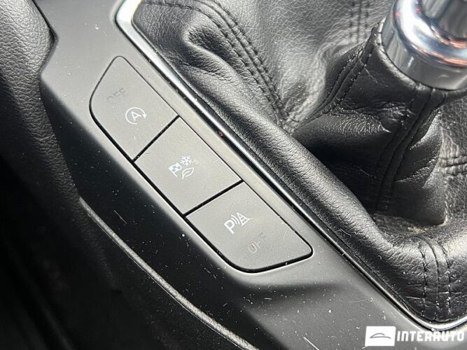 Ford Focus 45 interauto-car