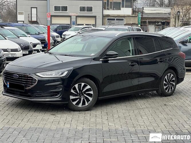 Ford Focus 33 interauto-car