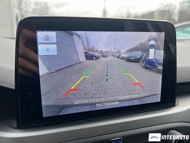 Ford Focus 42 interauto-car