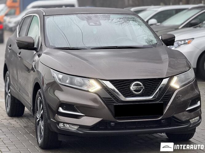 Nissan Qashqai 32 interauto-car