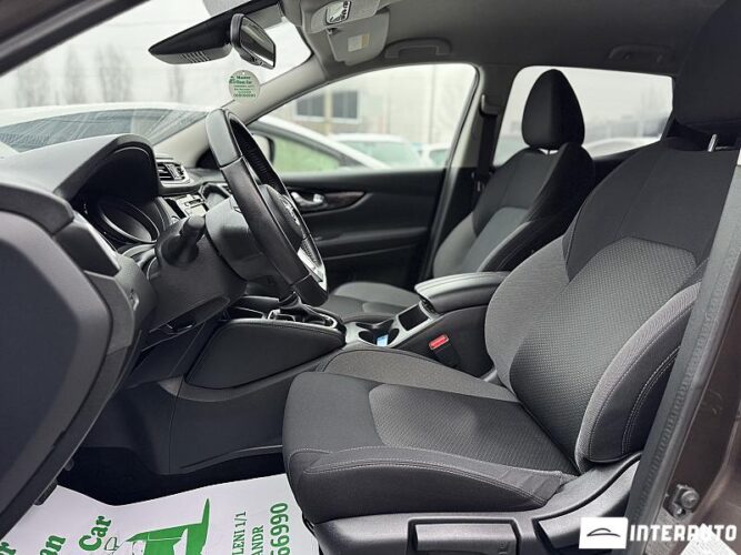 Nissan Qashqai 37 interauto-car