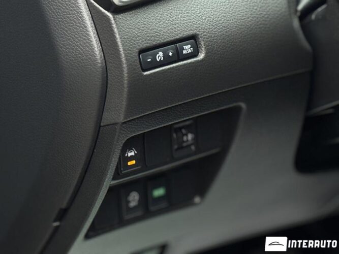 Nissan Qashqai 39 interauto-car