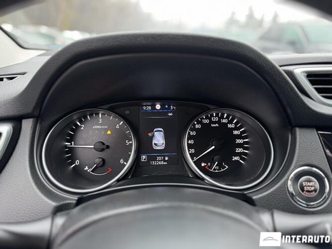 Nissan Qashqai 41 interauto-car