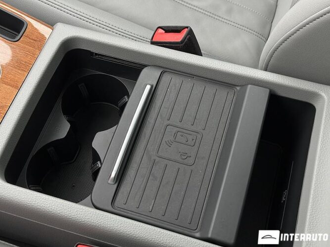 Audi Q5 52 interauto-car