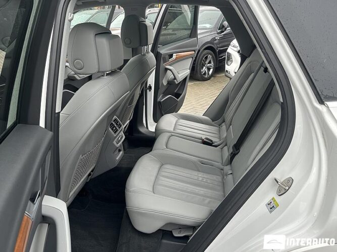 Audi Q5 53 interauto-car