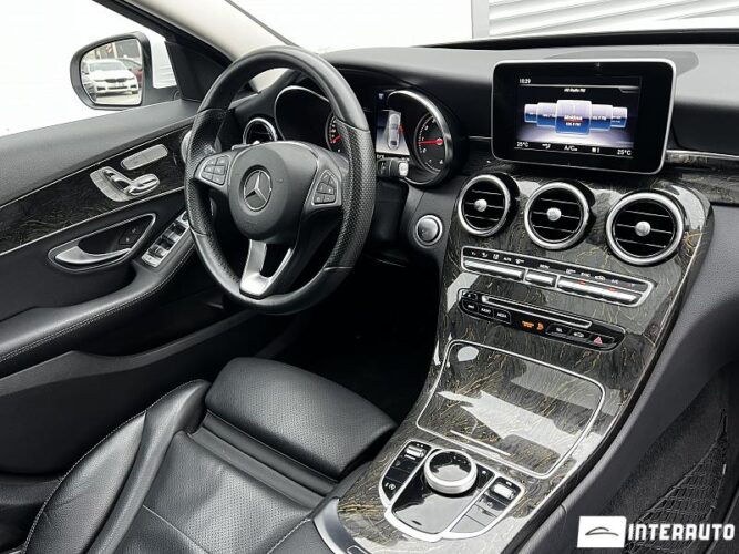 Mercedes C 300 39 mercedes C 300 2017