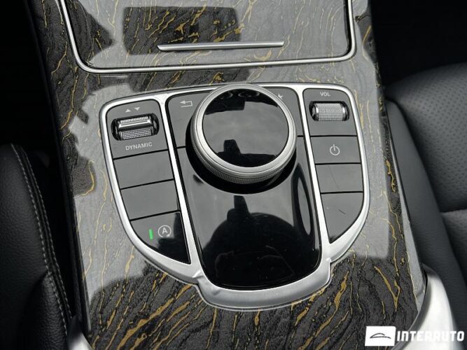 Mercedes C 300 49 mercedes C 300 2017
