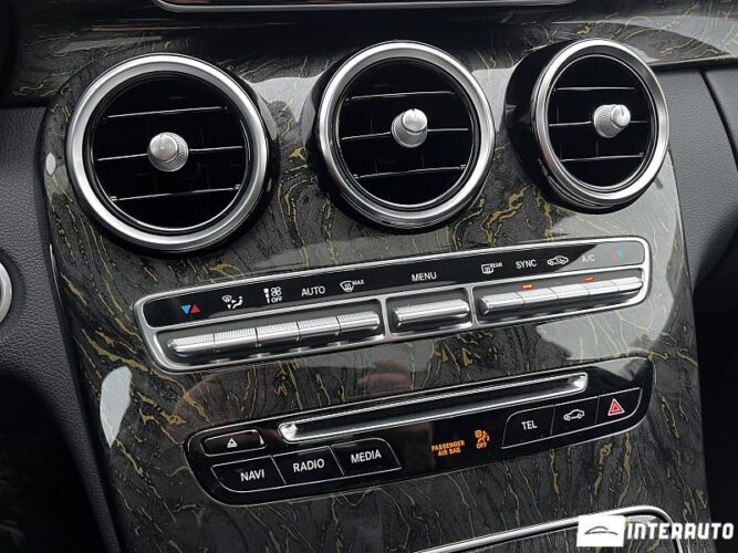 Mercedes C 300 48 mercedes C 300 2017