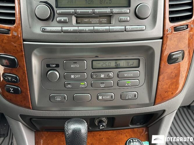 Toyota Land Cruiser 41 interauto-car