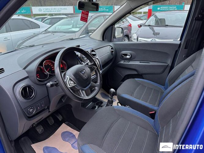 Dacia Lodgy Stepway 37 interauto-car