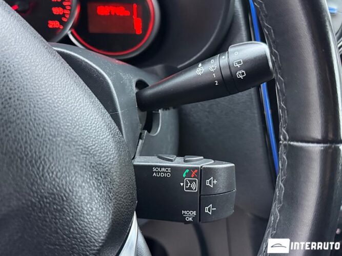 Dacia Lodgy Stepway 43 interauto-car