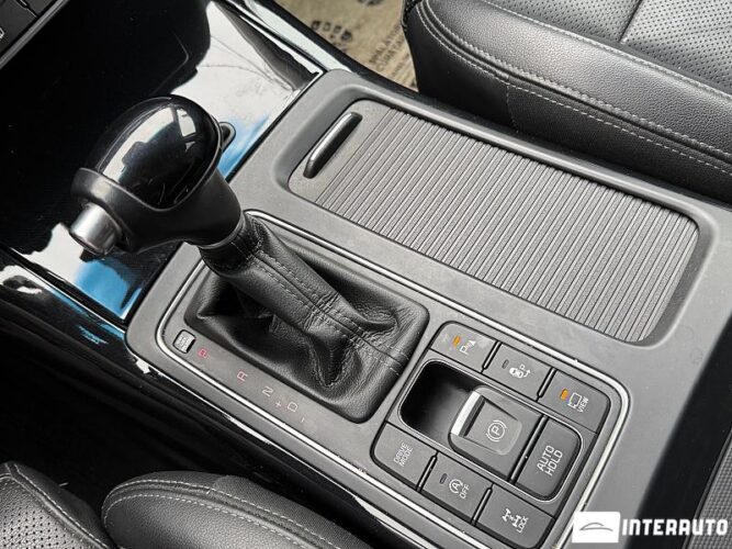 Kia Sorento 47 interauto-car