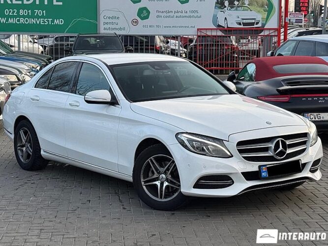 Mercedes C 180 34 interauto-car