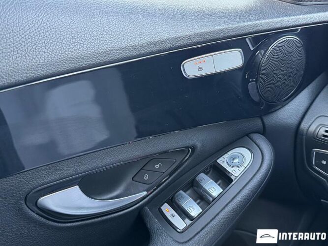 Mercedes C 180 44 interauto-car
