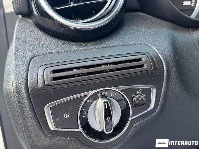 Mercedes C 180 43 interauto-car