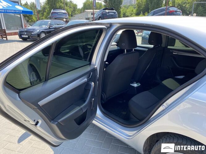 Skoda Octavia 41 interauto-car