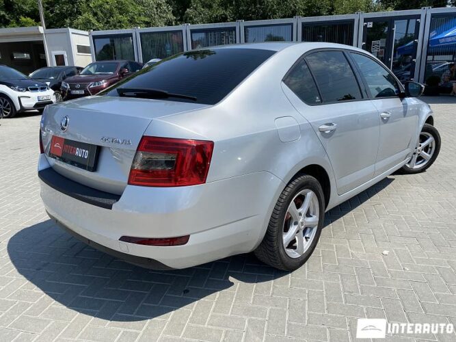 Skoda Octavia 32 interauto-car