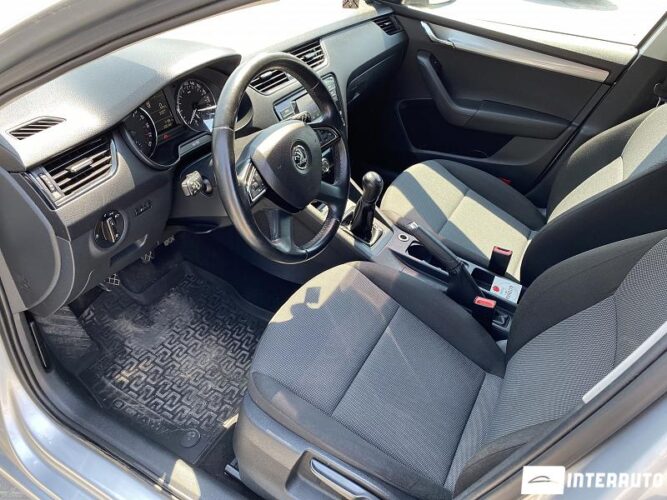 Skoda Octavia 39 interauto-car