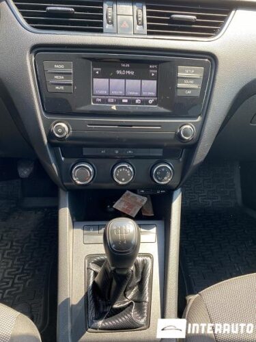 Skoda Octavia 38 interauto-car