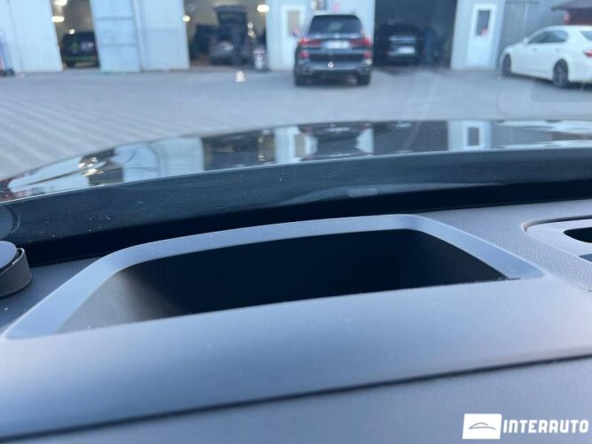 Volvo XC 90 53 interauto-car