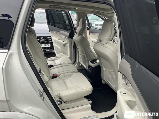 Volvo XC 90 56 interauto-car
