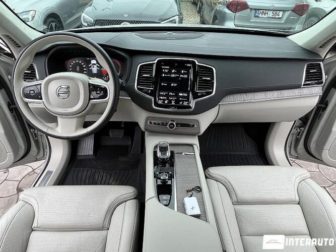 Volvo XC 90 45 interauto-car