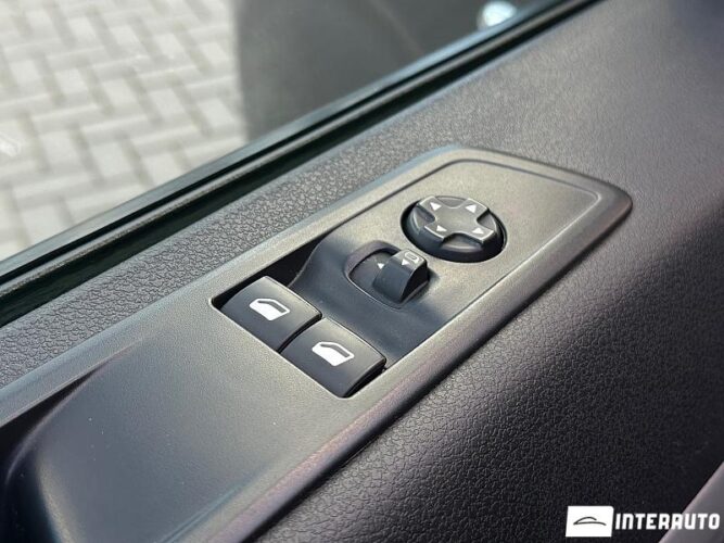 Peugeot Traveller 41 interauto-car