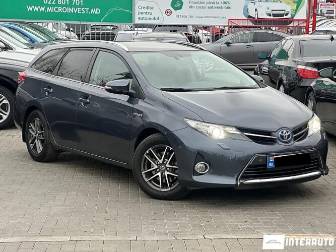 Toyota Auris 33 interauto-car