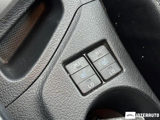 Toyota Auris 42 interauto-car