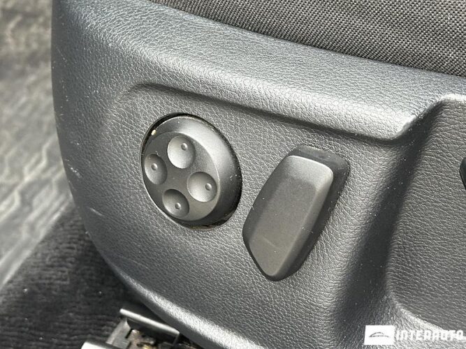 Volkswagen Passat 48 interauto-car