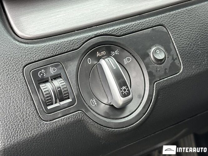 Volkswagen Passat 47 interauto-car